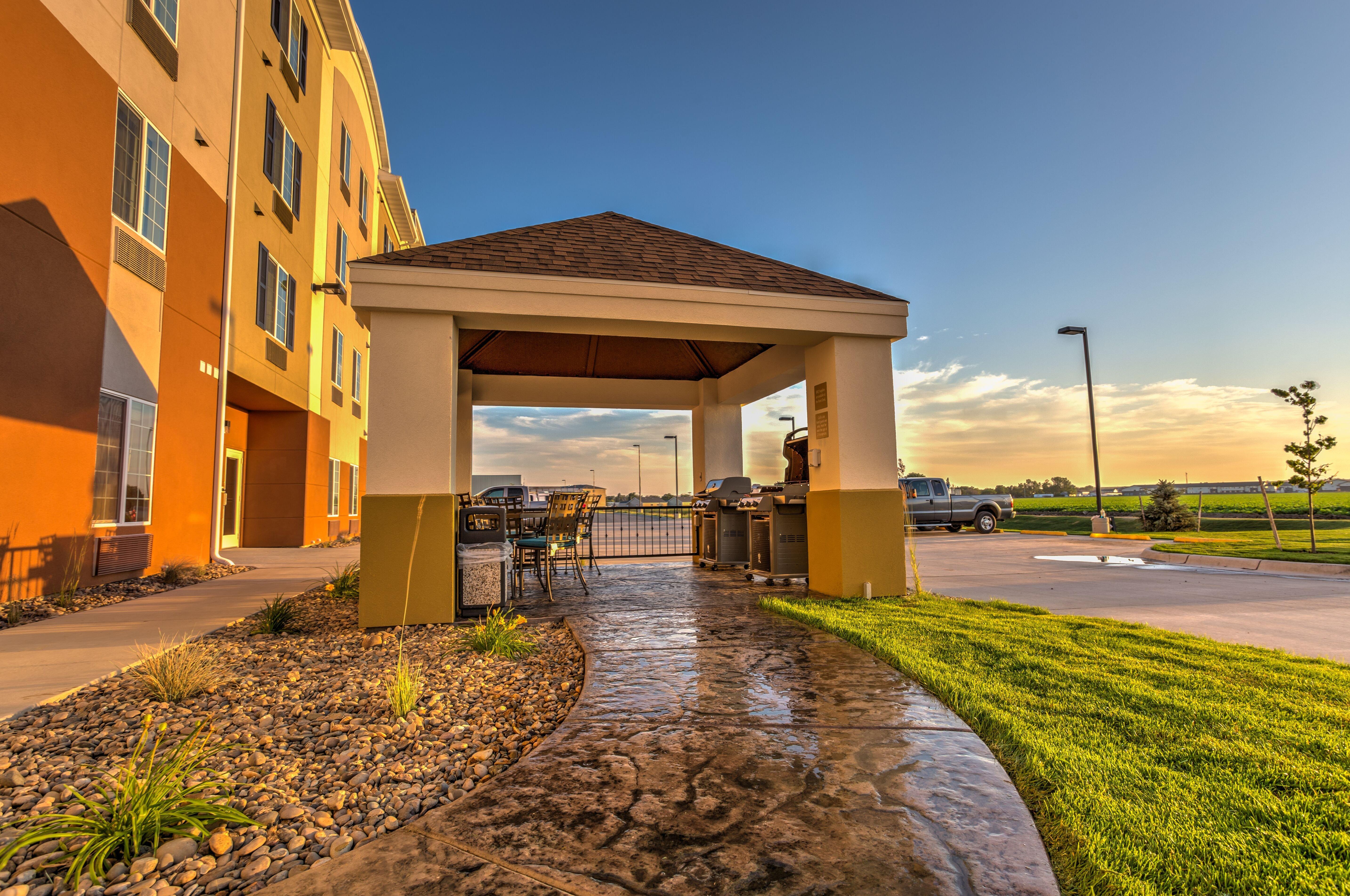 Candlewood Suites Sidney By Ihg Екстериор снимка